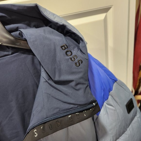 BOSS Logo-Patch Reversible Hooded Padded Jacket - Picture 5 of 15